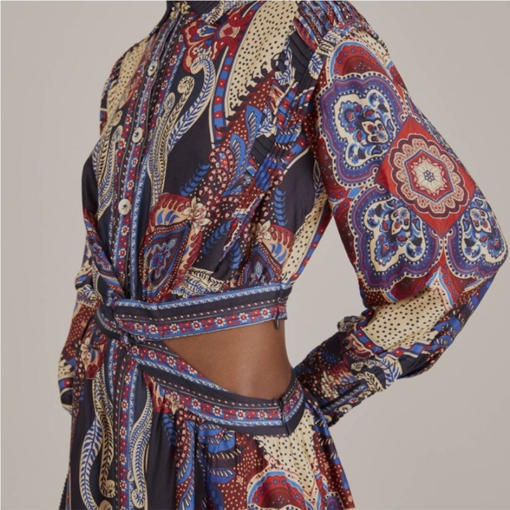 FARM Rio Vibrant Long Sleeve Dress - Picture 3 of 13